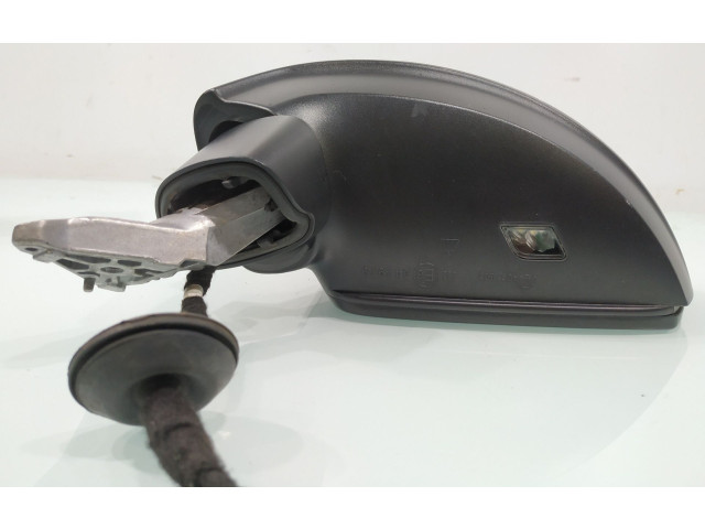 Zpětné zrcátko  Volkswagen Tiguan 2008  047979  