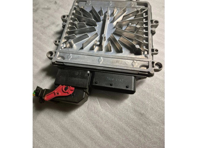 Блок управления двигателя 31272463AA, 0281012103   Volvo V70