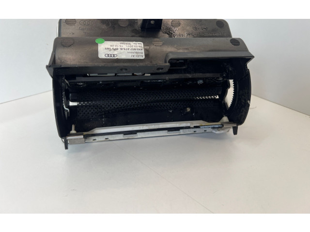 Дисплей 8X0857273B, 29032011 Audi A1