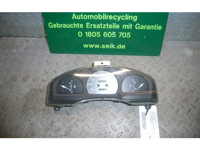 Přístrojová deska Toyota Starlet (P90) V 1997 1573705381
