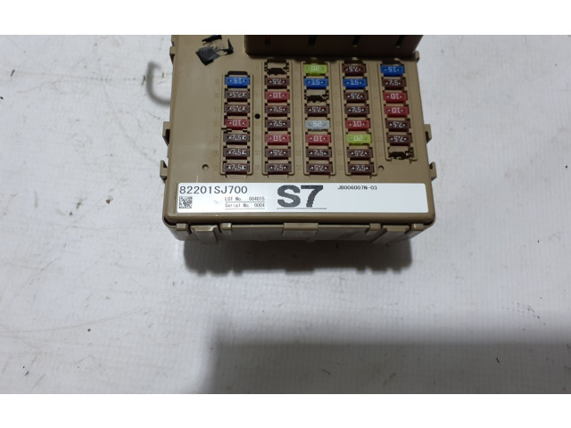 Блок предохранителей 82201SJ700   Subaru Forester SK    