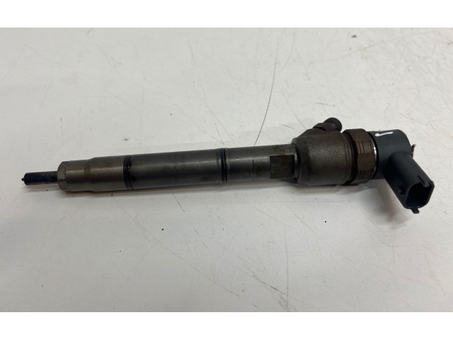 Vstřikovač 338002A900 Hyundai i40