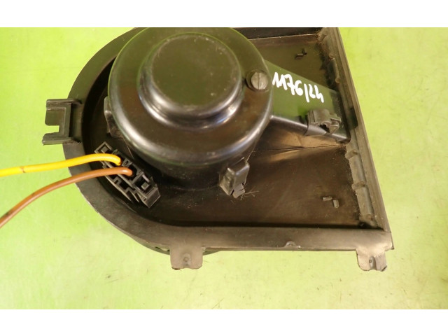 Вентилятор печки Skoda Octavia Mk1 (1U)