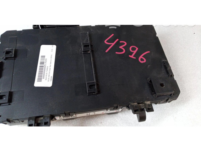 Блок предохранителей 13268286, 13268286    Volvo XC90   