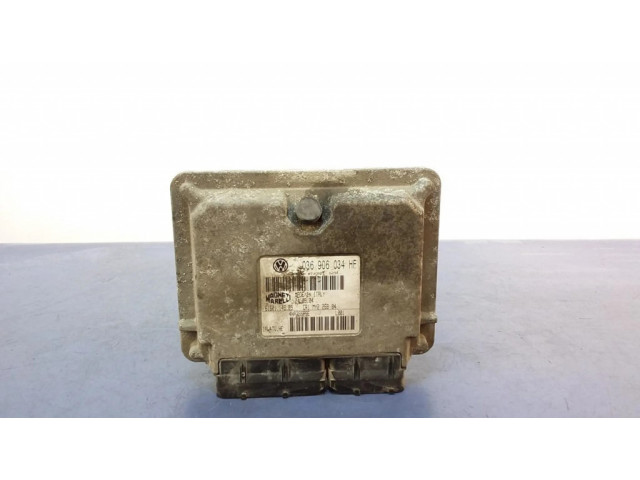 Блок управления двигателем ECU