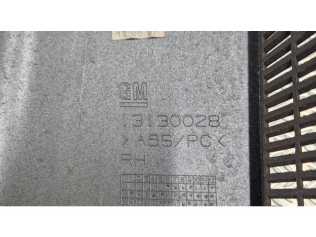 Задний фонарь  13130028    Opel Meriva A   2003-2010 года