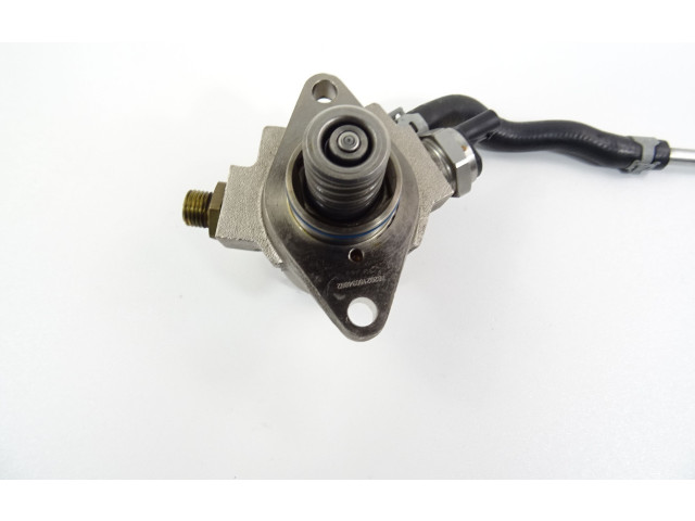 Топливный насос 04E127026BC Audi A3 S3 8V