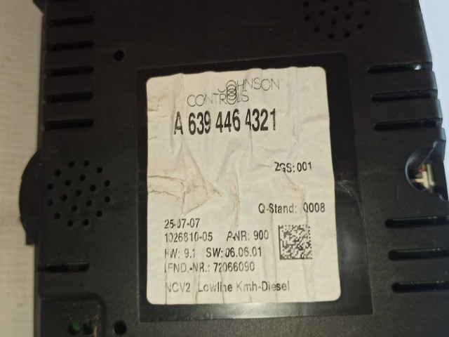 Přístrojová deska Mercedes-Benz Vito Viano W639 2008 A6394464321, 102681005