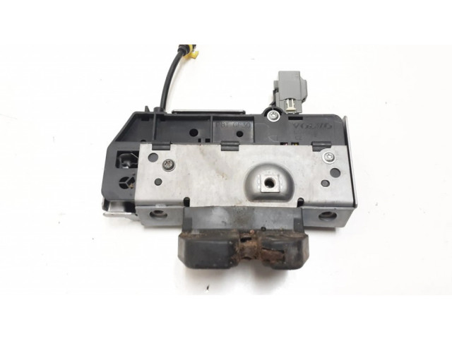 Замок задней крышки