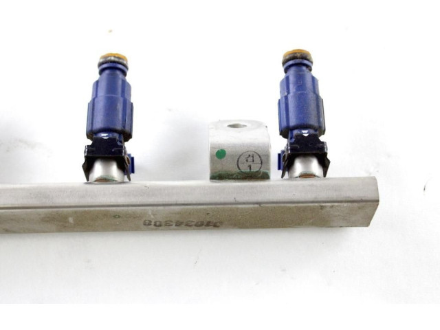 Vstřikovač 353402B010 Hyundai i30