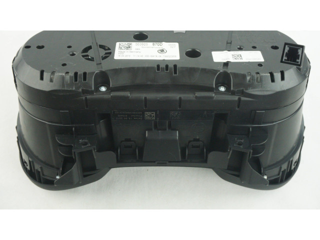Панель приборов 5E0920870D   Skoda Octavia Mk3 (5E)       