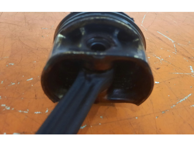 Píst Seat Cordoba (6L)