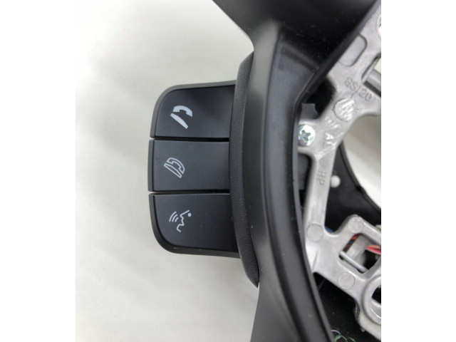 Volant Suzuki Swift III 2021