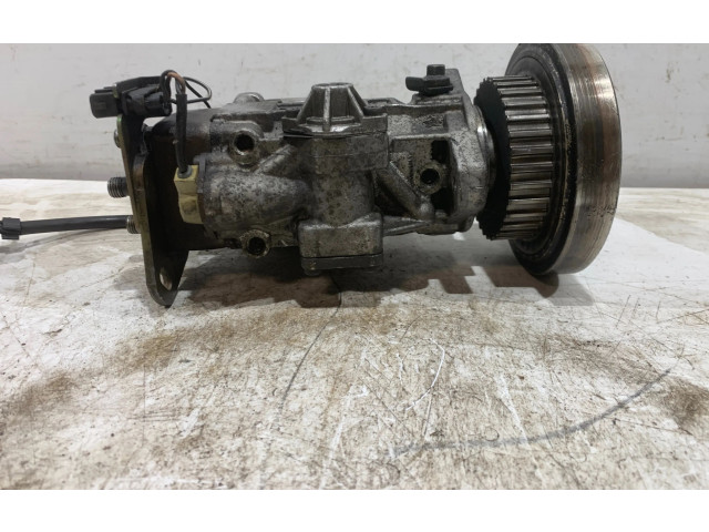 Топливный насос