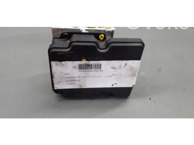 Блок АБС 61589-45200 Hyundai i30 2013 - 2016 года