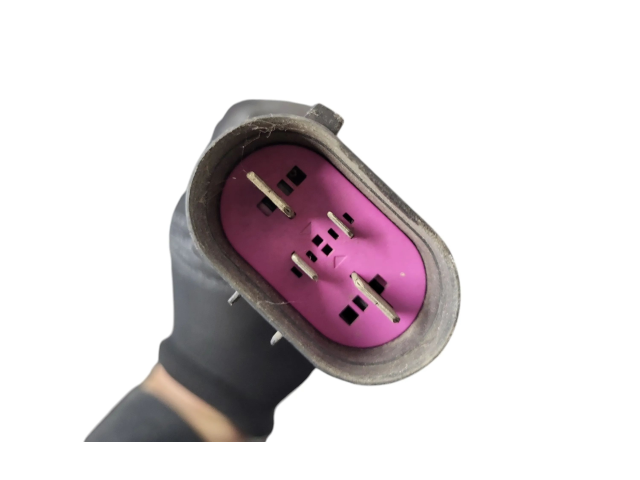 Вентилятор радиатора     4F0121003E    Audi A6 S6 C6 4F 