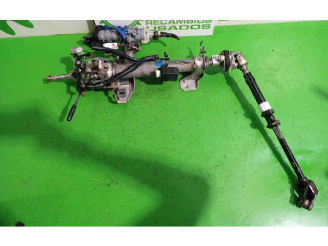 Руль KIA Sorento  2002 - 2009 года Y023E100      