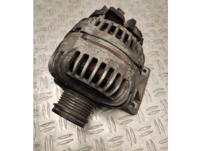 Генератор 8676498, 0124525029   Volvo V70      