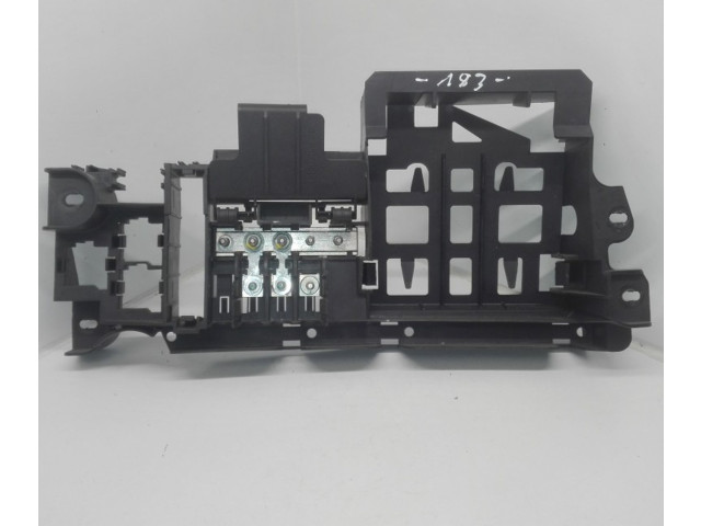 Pojistková skříňka 4E0971845 Audi A8 S8 D3 4E 2004