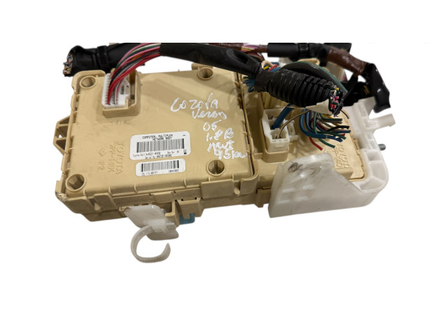 Блок предохранителей 892210F030, 1300469082   Toyota Corolla Verso AR10    