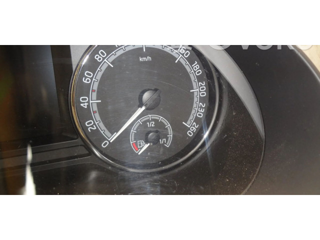 Панель приборов 5E0920780E   Skoda Octavia Mk3 (5E)       