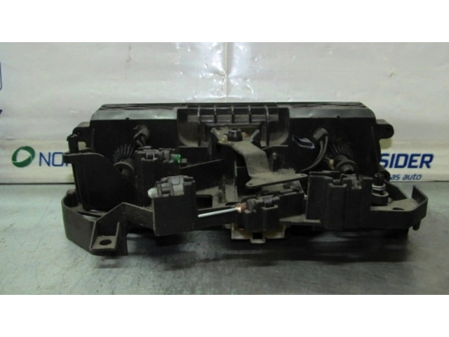 Блок управления климат-контролем    Daihatsu Sirion