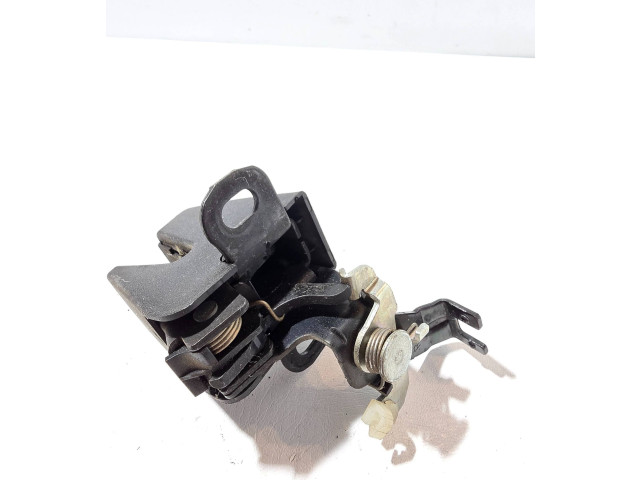 Zámek zadních dveří Volkswagen Caddy 2006