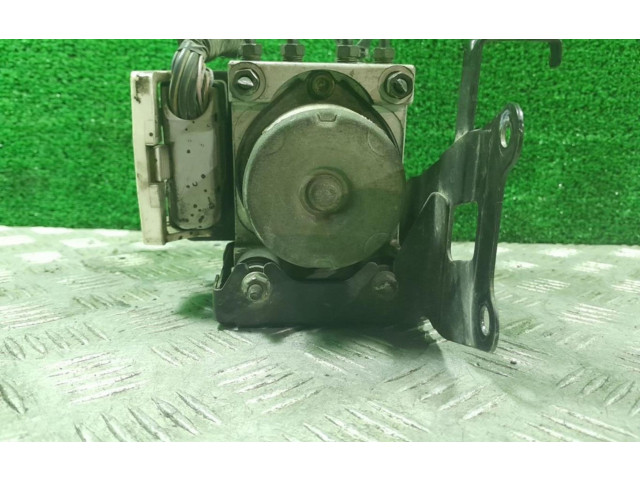 Jednotka ABS LC70437AZ Mazda MPV II LW 2002