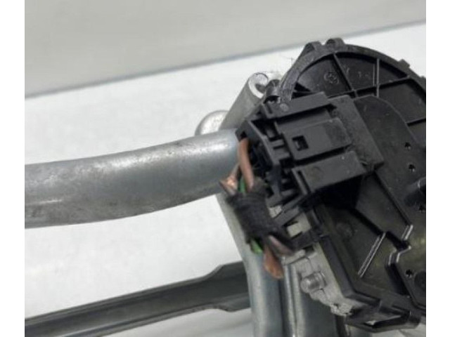 Моторчик дворников     BMW X3 E83