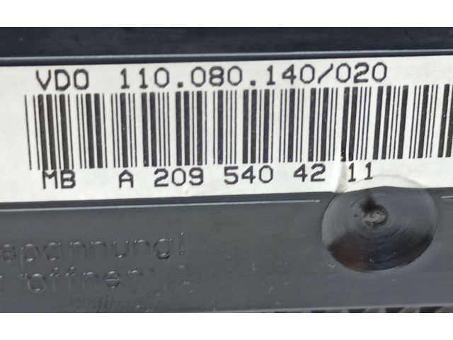 Přístrojová deska Mercedes-Benz CLK A209 C209 2002 A2095404211, 110080140