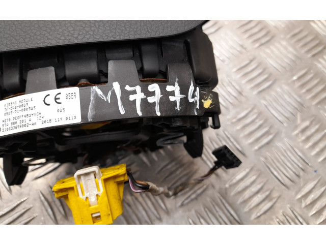 Подушка безопасности водителя 57A880201A, M7774 Skoda Karoq