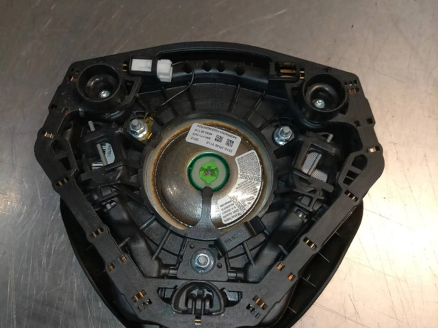 Подушка безопасности водителя 735516201   Fiat Punto Evo