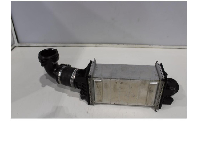 Интеркулер HW296004 Alfa Romeo Stelvio