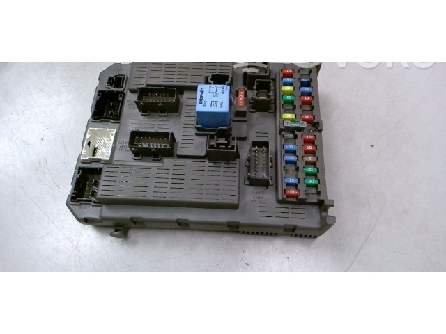 Блок предохранителей  9651938280, 9646977480   Fiat Ulysse    