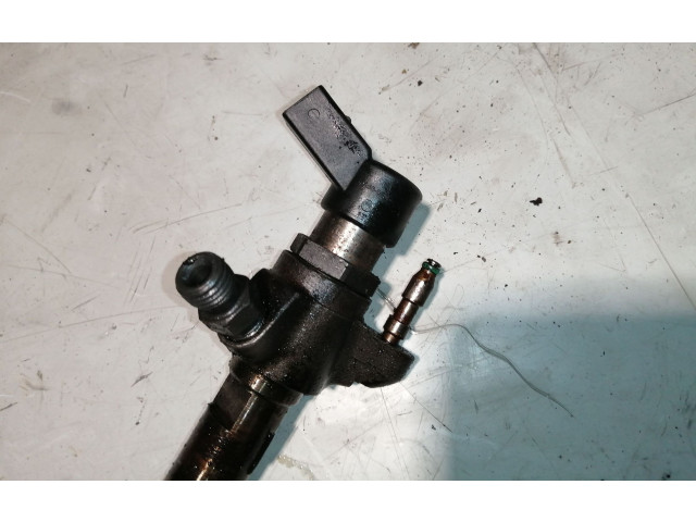 Форсунка 9802448680    Peugeot 5008   