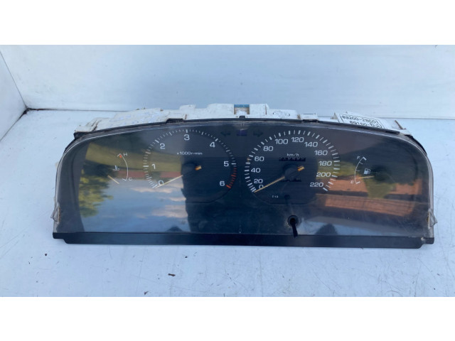 Přístrojová deska  Toyota Carina T170 1990 832002B501, 69160630  