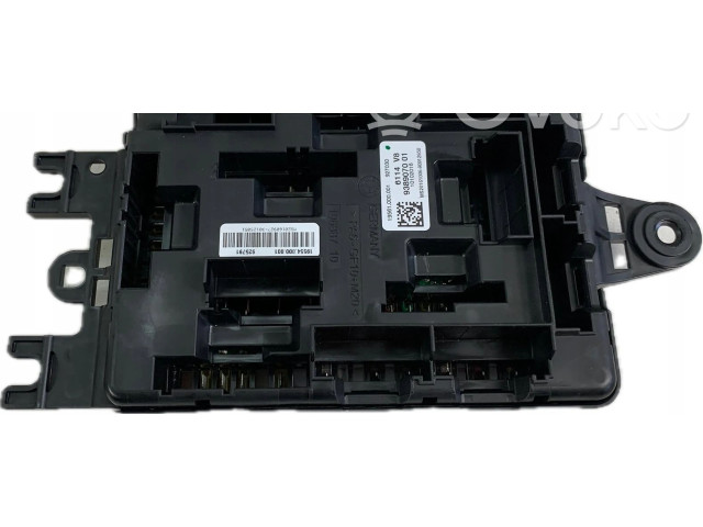 Pojistková skříňka 8579239 BMW 1 F40 2021