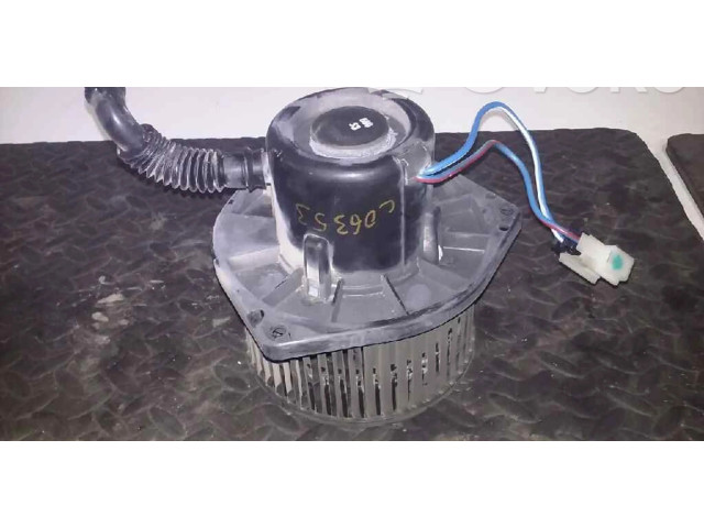 Вентилятор печки       Nissan Vanette