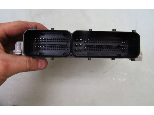 Блок управления двигателем Блок управления 6735403032, 28633991 SsangYong Korando