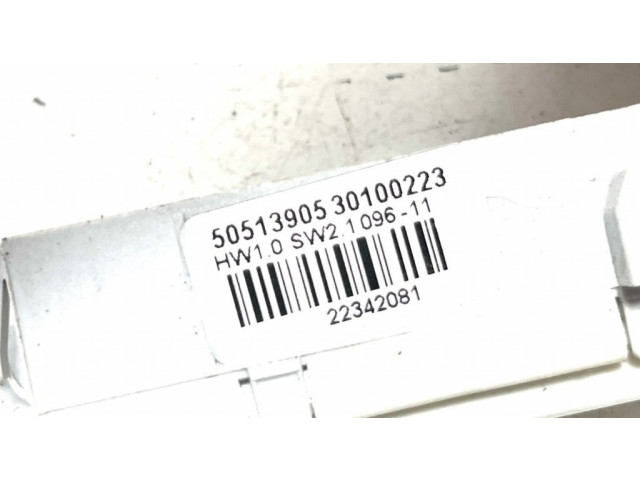 Дисплей 50513905, 30100223 Alfa Romeo Giulietta