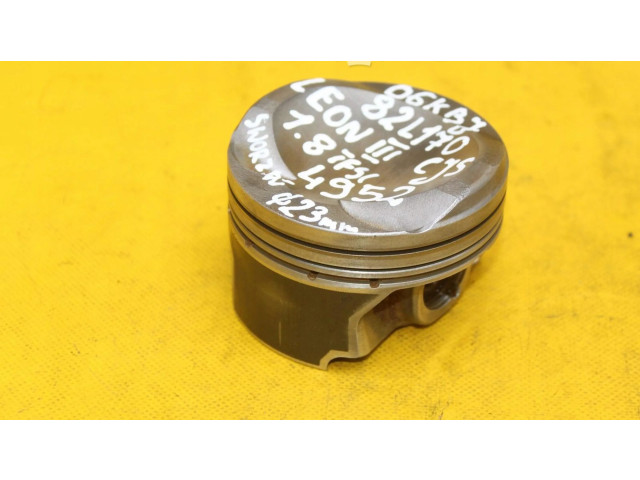 Píst 82L170 Seat Leon (5F)