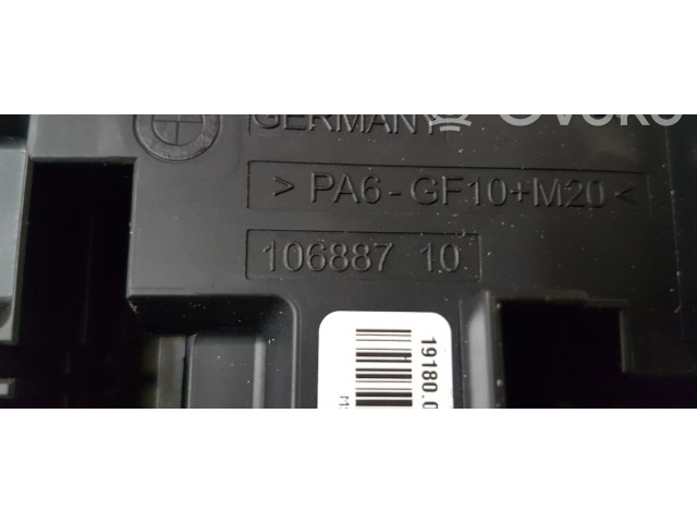 Pojistková skříňka 10688710, 926111103 BMW 1 F20 F21 2012