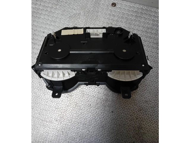 Přístrojová deska Nissan Juke I F15 2015