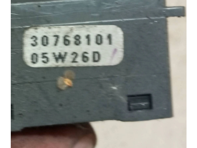 Руль Volvo V70  2005 - 2008 года 30768101      