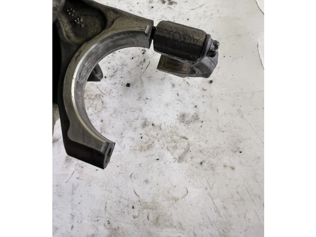 Píst Subaru Outback