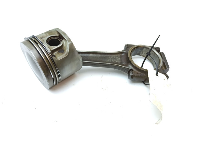 Поршень с шатуном EAC1868, EBC1289 Jaguar XJS