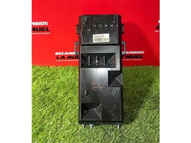 Блок предохранителей KU5T14A094HB Ford Transit - Tourneo Connect