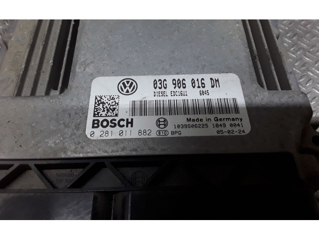 Řídící jednotka 03G906016DM, 028101882   Volkswagen Caddy 2005