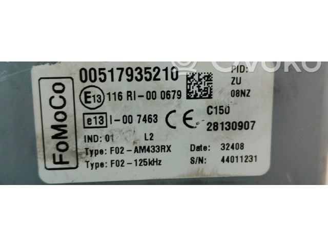 Блок предохранителей 00517935210   Ford Ka    