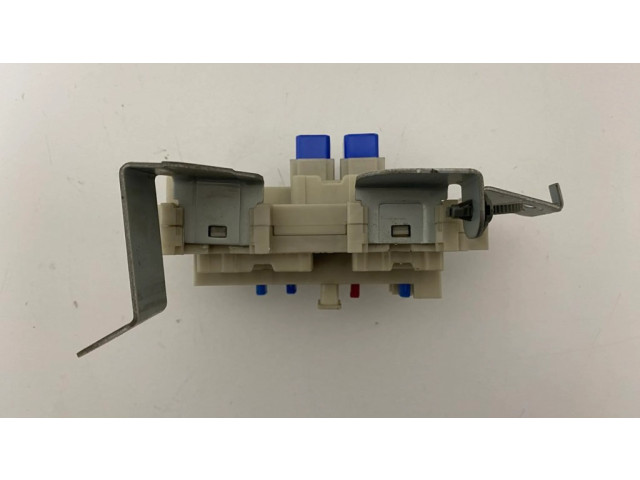 Pojistková skříňka AM60A, 24350AM60A Nissan Murano Z50 2004